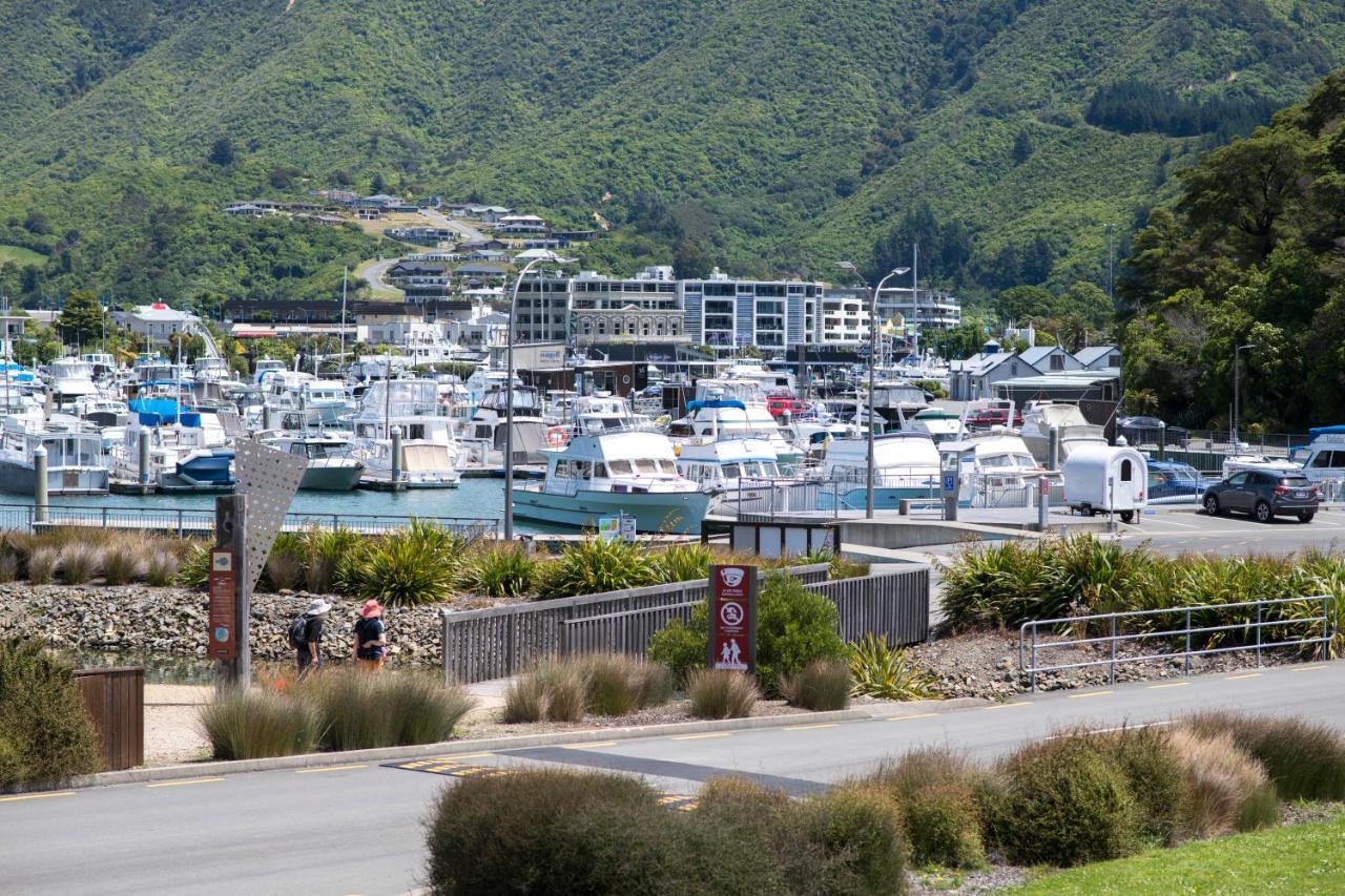 Boathouse Apartments Picton Exterior photo